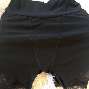 NWOT 💫black💫fake booty high corset girdle💫2x